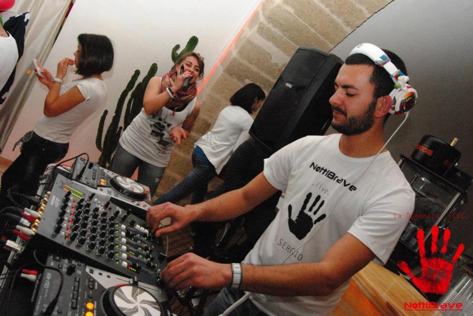 ALDENT live performance 12